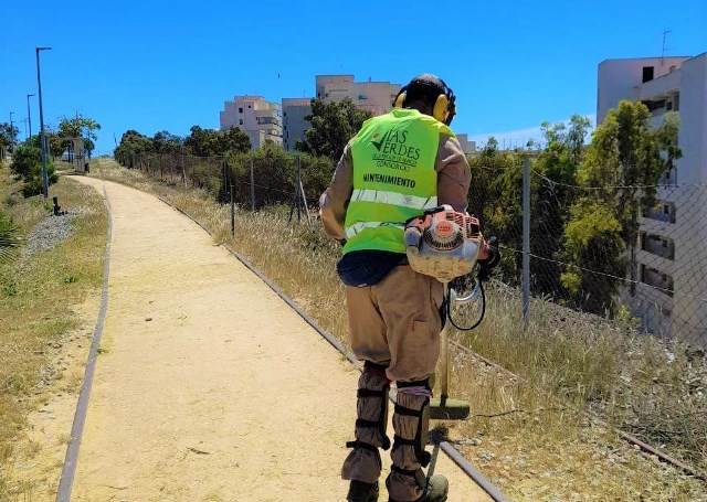 La Vía Verde del Embarcadero del Hornillo se somete a trabajos de desbroce y limpieza 