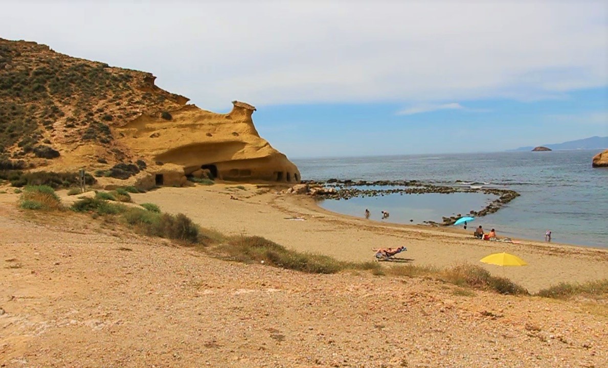 Acuerdo para restaurar áreas degradadas del Paisaje Protegido de Cuatro Calas en Águilas 