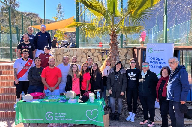 El Club Isla del Fraile realiza un Torneo Solidario con la Junta Local de la Asociación Española Contra el Cáncer