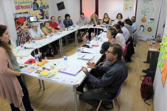 Afemac participa en unas jornadas formativas sobre los derechos de las personas con problemas de salud mental 