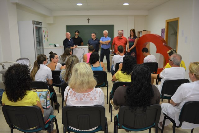 Cáritas  Águilas entrega los certificados de FP básica de Auxiliar en Hostelería a los alumnos que han culminado el curso  