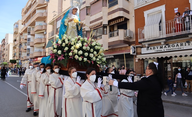 La procesión de las Palmas recorre las calles de Águilas en el Domingo de Ramos