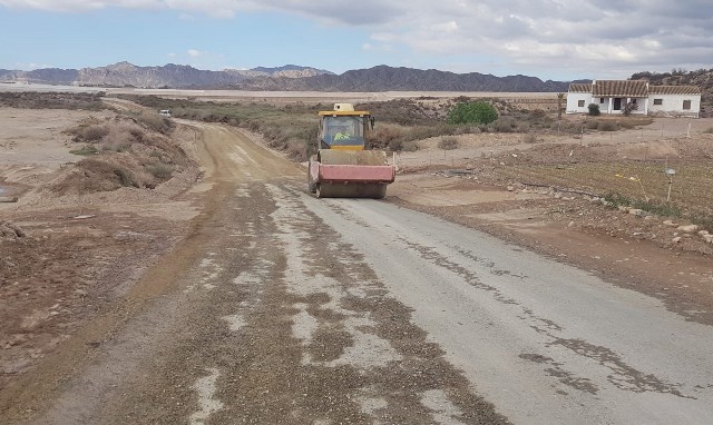 El edil de Agricultura agradece a la Consejería el arreglo de los caminos Cabezo del Negro y La Trajinaria 