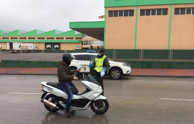 Mañana martes continuará en Águilas el reparto de mascarillas entre los trabajadores que se han incorporado a sus puestos de trabajo   