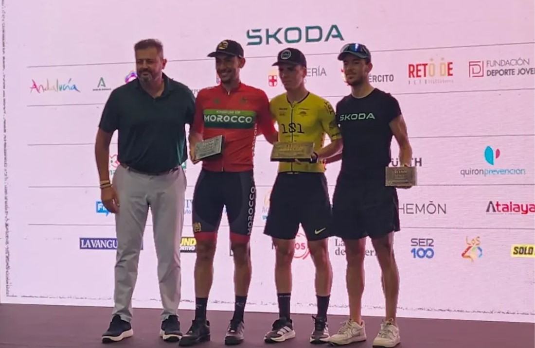 El aguileño Daniel Martínez Cazorla se proclama campeón sub23 de la Titan Desert Almería 2025