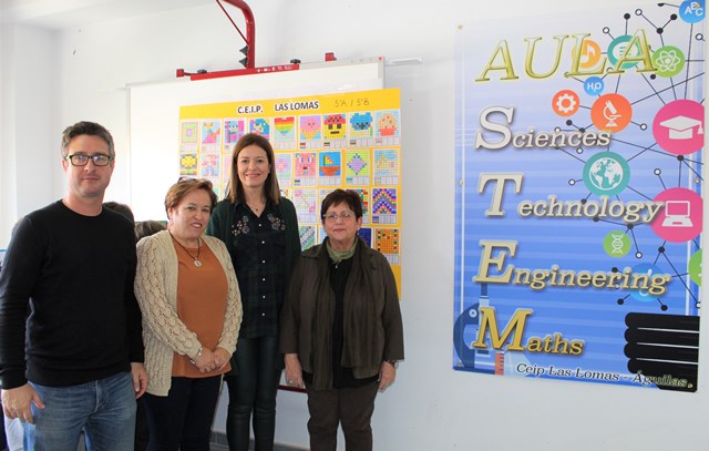 El colegio Las Lomas inaugura un aula STEM que permite a sus alumnos trabajar a través de la experimentación 