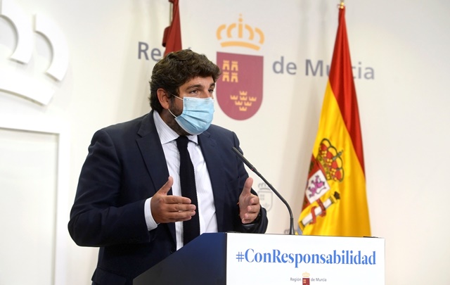 López Miras anuncia 5 millones de euros en ayudas 'para cubrir tasas locales y costes fijos que asfixian en estos momentos a la hostelería'