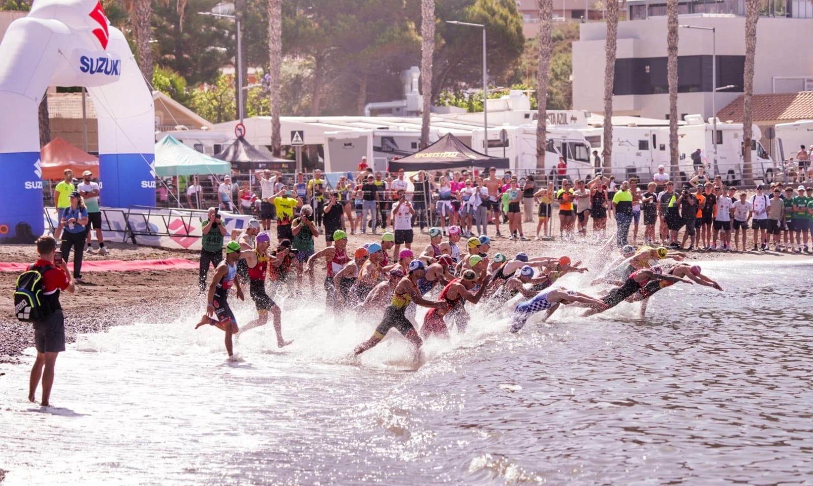 Águilas se vuelve a convertir en la capital nacional del triatlón con una jornada de domingo al más alto nivel