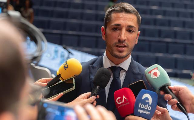 Casado tacha de “deslealtad institucional” la visita a Águilas del director general de Puertos