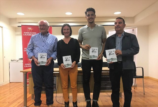 Pedro Locubiche presenta en Águilas su último libro ‘El hijo de Alicia’ 