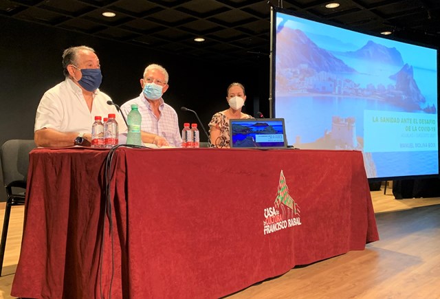  El Dr. Manuel Molina Boix inaugura el Ciclo de Conferencias Mirando al Mar con la charla “La Sanidad ante el desafío del COVID 19”