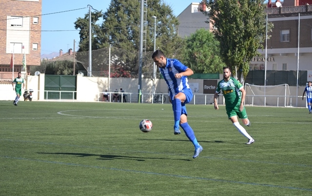 El Águilas F.C. se trae a casa su segunda victoria con un 0-2 frente a la U.D. Los Garres 