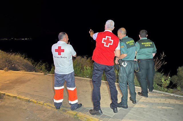 Aparece el windsurfista desaparecido ayer en aguas de Águilas