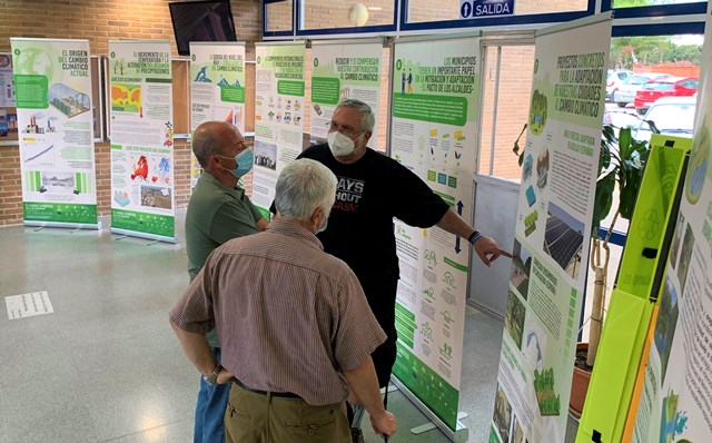 El IES Europa de Águilas acoge la exposición ‘Cambio Climático y proyecto Life Adaptate’