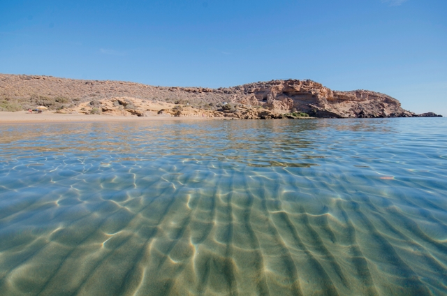 Las analíticas de calidad del agua en las playas de Águilas arrojan resultados excelentes