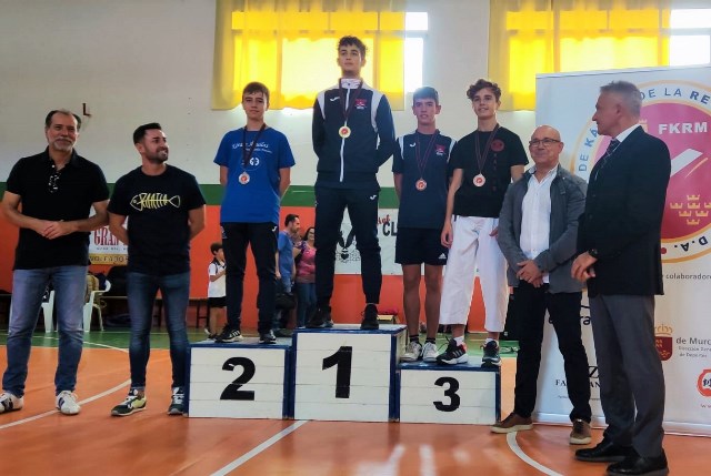 El aguileño Alejandro Franco se proclama subcampeón regional en la categoría cadete masculino de katas