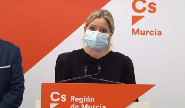 Ciudadanos y PSOE presentan mociones de censura en la Asamblea Regional y el Ayuntamiento de Murcia 