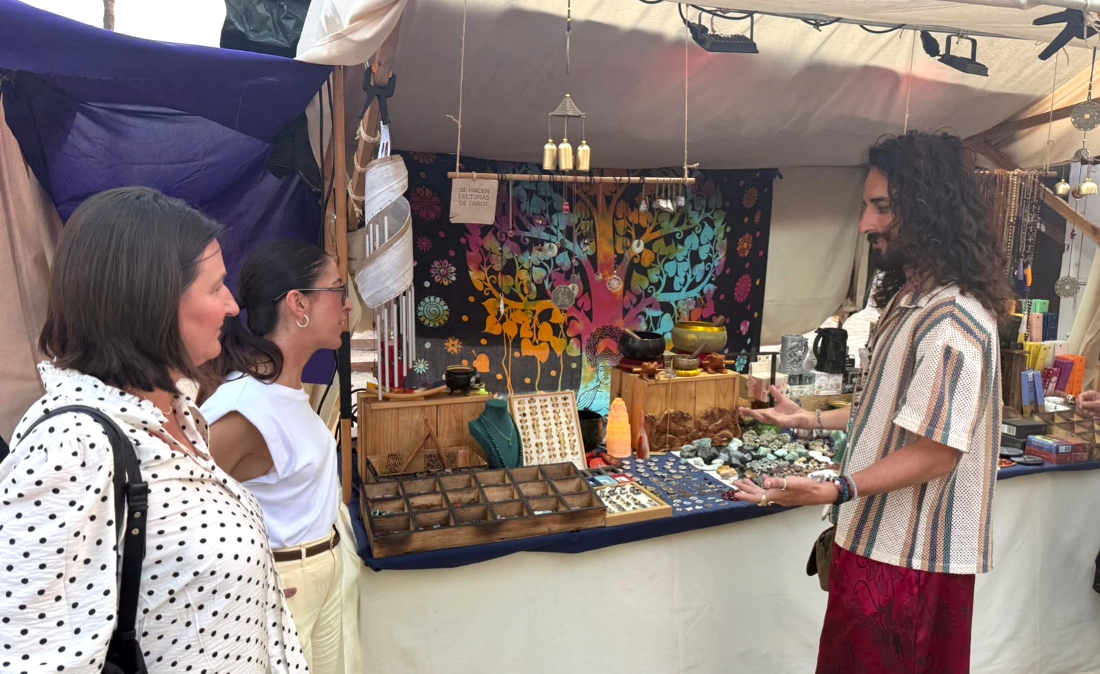 El Paseo de la Colonia en Águilas acoge varios mercados tradicionales durante este verano