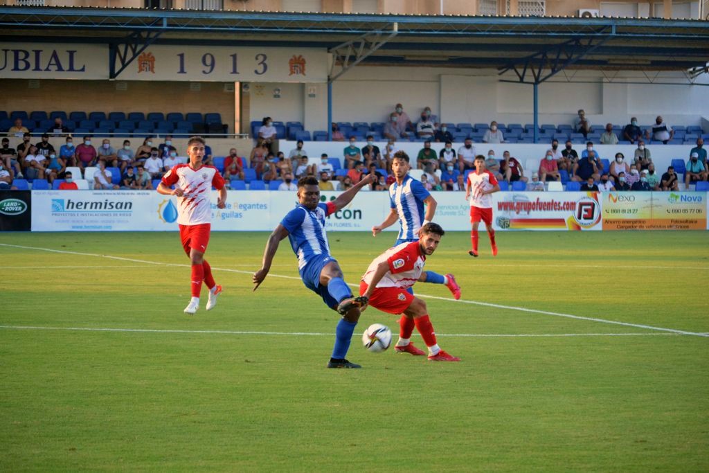 El Águilas pierde 1-2 frente al Almería