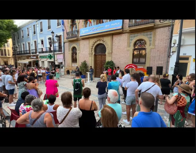 Águilas se suma a los actos conmemorativos del Día del Orgullo LGTBIQ+  con la lectura de un manifiesto